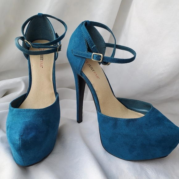izabella rue Shoes - 🚫SOLD🚫Super high teal suede platform heels
